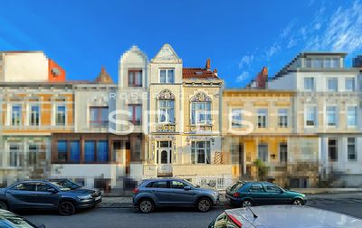 Charmantes Altbremerhaus mit 4 Wohneinheiten - 2 Wohnungen frei lieferbar!