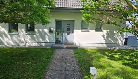 Bild von Exklusives Einfamilienhaus im Grünen – Modernes Wohnen mit Komfort, Technik & Familienfreundlichkeit