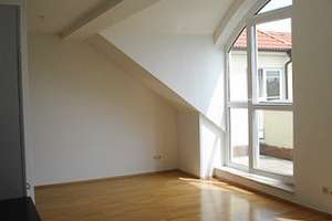Großzügige 2-Raum-Wohnung mit Dachterrasse und Tiefgarage in ruhiger Lage – Die vollständige Adresse der Immobilie erhältst du vom Anbieter., 4179 Leutzsch, Leipzig – Vorschaubild 3