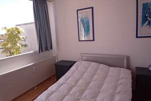 Helle Penthouse-Wohnung 2 ZKB von privat – ab sofort frei! – Breslauer Straße 18, 66121 Eschberg, Saarbrücken – Vorschaubild 5