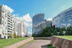Zwischen High-Tech und Tiergarten: Wohnen in der Esplanade Residence