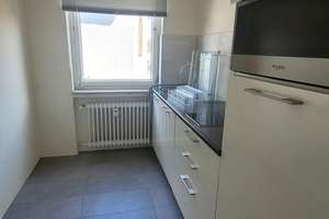 Große 4-Zimmer-Wohnung mit Balkon zu vermieten! – Gerhardstraße 30, 27576 Lehe, Bremerhaven – Vorschaubild 4