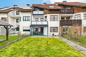 Charmantes Reihenmittelhaus mit Wintergarten, Einliegerwohnung und unverbaubarem Blick in Altdorf – Landshut (Kreis) – Vorschaubild 4