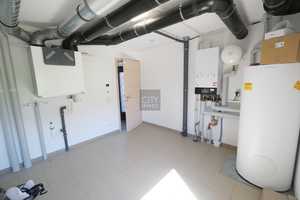 Familienidylle trifft Zukunft – KfW-40 Haus mit PV-Anlage & Einliegerwohnung in naturnaher Lage – Amberg-Sulzbach (Kreis) – Vorschaubild 40