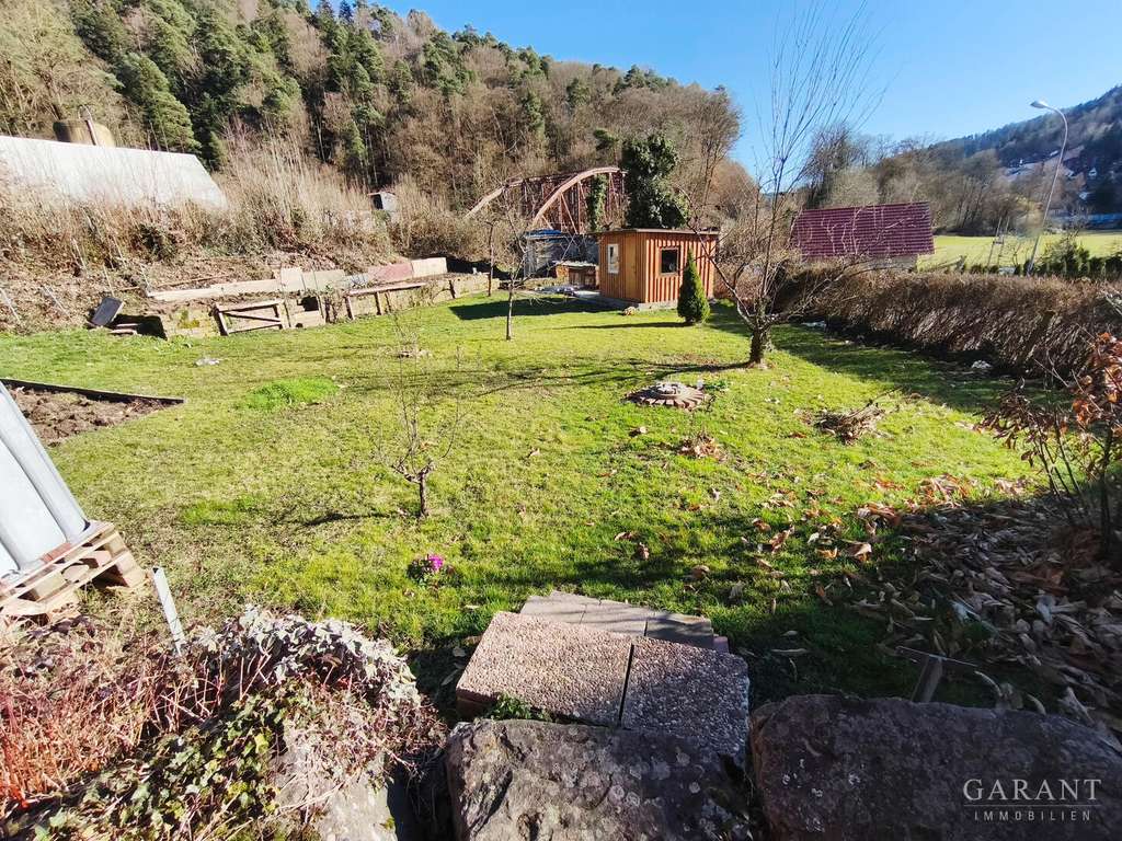 Immobilie in Unterreichenbach - Attraktives Wohn- und Geschäftshaus mit großem Sonnengrundstück in zentraler Lage - Bild 4