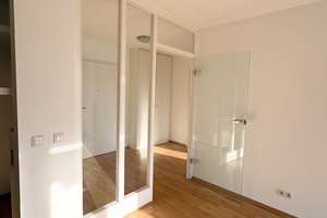 Helle 2-Zimmer Wohnung im 3. OG mit Balkon in Engelschalking – Die vollständige Adresse der Immobilie erhältst du vom Anbieter., 81927 Englschalking, München – Vorschaubild 11