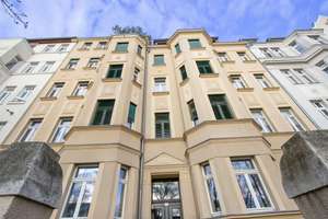 +++ Hochwertig ausgestattete 3-Zimmer-Altbauwohnung mit 2 Bädern und Gartenanteil +++ – Die vollständige Adresse der Immobilie erhältst du vom Anbieter., 4317 Reudnitz-Thonberg, Leipzig – Vorschaubild 3