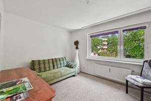 Bezugsfreie 3-Zimmer-Wohnung mit Balkon, Gäste-WC und Tiefgaragen-Stellplatz in Lichterfelde Süd – Die vollständige Adresse der Immobilie erhältst du vom Anbieter., 12207 Lichterfelde, Berlin – Vorschaubild 8