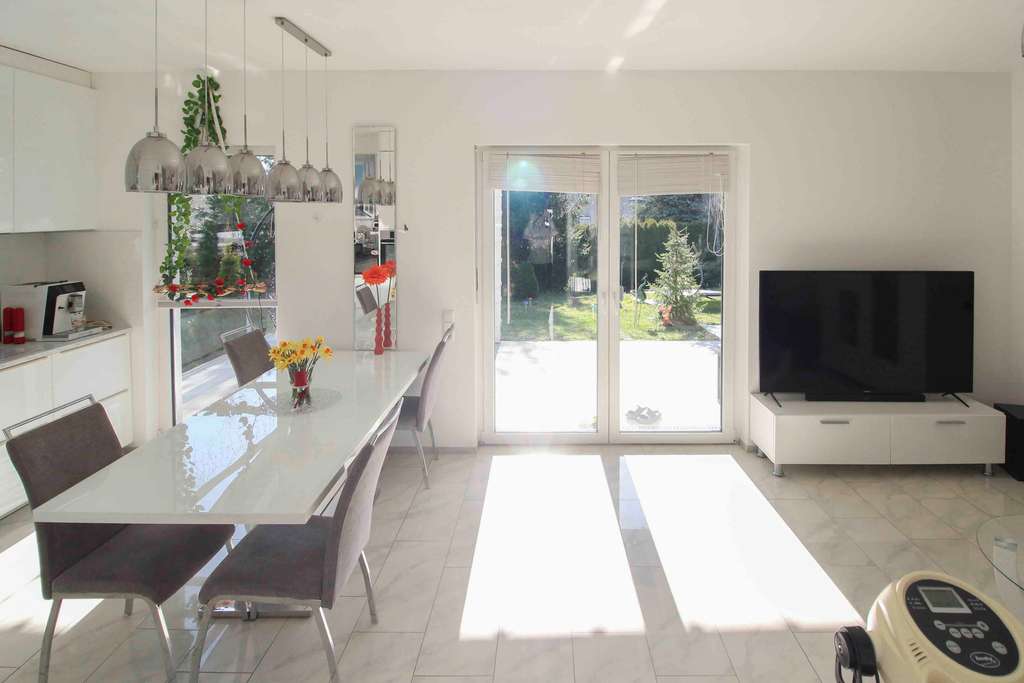 Immobilie in Großharthau - Tolles Einfamilienhaus mit eigener Lüftungsanlage in begehrter Lage - Bild 3