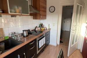 Vermietete DG-Wohnung mit Charme – 2ZKB, 48 m² | Sofortige Rendite! – Die vollständige Adresse der Immobilie erhältst du vom Anbieter., 40231 Eller, Düsseldorf – Vorschaubild 2