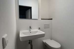 1 WG Zimmer in renovierter Wohnung! Nur 5min von der Uni Augsburg entfernt – Lilienthalstraße 23, 86159 Universitätsviertel, Augsburg – Vorschaubild 3