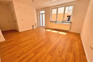 Provisionsfrei – Sanierte 2-Zimmer-Terrassenwohnung in Nürnberg