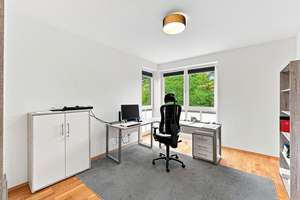 Lichtdurchflutete 3-Zimmer-Wohnung mit Balkon und Carport in Hamburg-Rissen – Die vollständige Adresse der Immobilie erhältst du vom Anbieter., 22559 Rissen, Hamburg – Vorschaubild 7