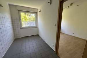 D-Hassels:  3,5-Zimmerwohnung im 1. OG mit Garage sucht neuen Eigentümer – Stendaler Straße 48, 40599 Hassels, Düsseldorf – Vorschaubild 9