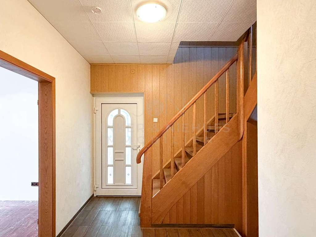 Immobilie in Steinhagen - Großes Grundstück in Steinhagen: Einfamilienhaus mit viel Potenzial für Ihre Wohnträume - Bild 1