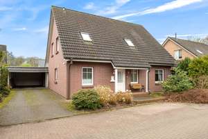 RESERVIERT - Top! - Charmantes Niedrigenergie-Haus mit großzügig überdachter Terrasse am Rantzauer F – Die vollständige Adresse der Immobilie erhältst du vom Anbieter., 25355 Barmstedt – Vorschaubild 29