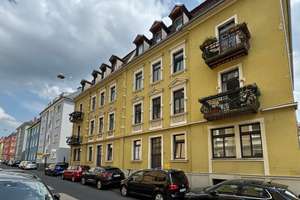 Renovierte & möblierte 1-Zimmer-Altbauwohnung mit Einbauküche in Würzburg – Schiestlstraße 8, 97080 Grombühl, Würzburg – Vorschaubild 12