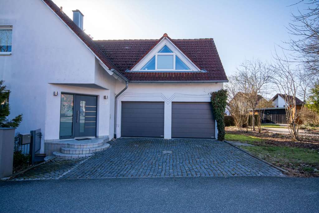 Immobilie in Deining - ***3 TERRASSEN, FREIER BLICK NACH SÜDEN - IHR NEUES ZUHAUSE*** - Bild 2