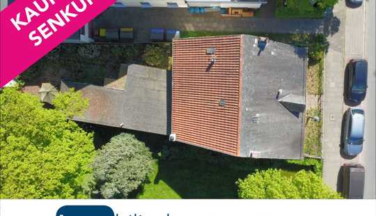 Bild von Sanierungsbedürftiges freistehendes Ein- /Zweifamilienhaus  in zentraler und ruhiger Lage