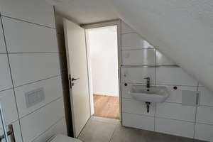 Kernsanierte 2-Zimmer-Maisonette mit großer Dachterrasse und Blick auf die Marienkirche – Die vollständige Adresse der Immobilie erhältst du vom Anbieter., 72764 Reutlingen-Mitte, Reutlingen – Vorschaubild 7