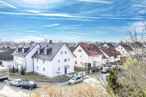 Hochwertig kernsaniertes Mehrfamilienhaus im Norden Münchens – Die vollständige Adresse der Immobilie erhältst du vom Anbieter., 80995 Feldmoching, München – Vorschaubild 1