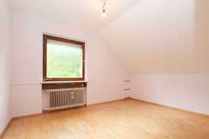 In Waldrandlage und doch mitten in Wolfsburg! Einfamilienhaus mit idyllischem Garten. – Wolfsburg – Vorschaubild 11