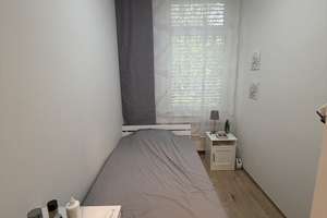 Möblierte 1,5-Zimmer-Wohnung in Mainz Neustadt – Rheinnähe, 3 m Deckenhöhe & Aufzug – Rheinallee 53, 55118 Neustadt, Mainz – Vorschaubild 6