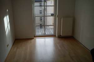 Modernisierte 2-Raum-Wohnung mit Balkon und EBK in München-Ludwigsvorstadt-Isarvorstadt – Die vollständige Adresse der Immobilie erhältst du vom Anbieter., 80469 Dreimühlen, München – Vorschaubild 3