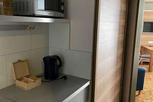 Vollmöbliertes Apartment, Pauschal Miete mit Elektrik und Heizung inkl. – Henriettenstr. 1, 45127 Stadtkern, Essen – Vorschaubild 11