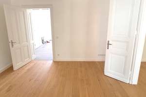 ** BEL ETAGE IN UNTERBILK * SINGLE WOHNUNG IM KERSANIERTEN ALTBAU NÄHE LANDTAG & HAFEN** – Sedanstr. xx, 40217 Unterbilk, Düsseldorf – Vorschaubild 5