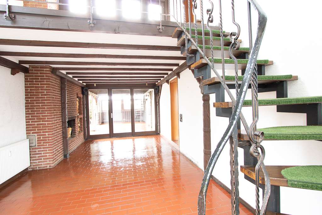 Immobilie in Gusterath - Charmantes Einfamilienhaus mit Einliegerwohnung und großem Potenzial in idyllischer Wohnlage - Bild 0