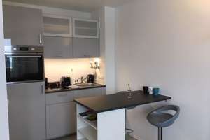 Voll möbliertes SINGLE Apartment, 5. OG hell und ruhig – Die vollständige Adresse der Immobilie erhältst du vom Anbieter., 80797 Am Luitpoldpark, München – Vorschaubild 3