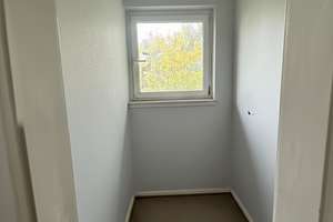 Gemütliche DHH mit Garten und Garage  – Hambacher Straße 0, 65187 Biebrich, Wiesbaden – Vorschaubild 6