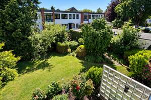 Große Wohnung mit Hauscharakter in ruhiger Lage m. Balkon, Keller und Garage (RÖMBKE IMMOBILIEN KG) – 24539 Brachenfeld-Ruthenberg, Neumünster – Vorschaubild 8