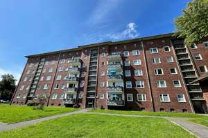 3,5-Zimmer-Wohnung im 3. OG mit Balkon in Gelsenkirchen-Am Schillerplatz