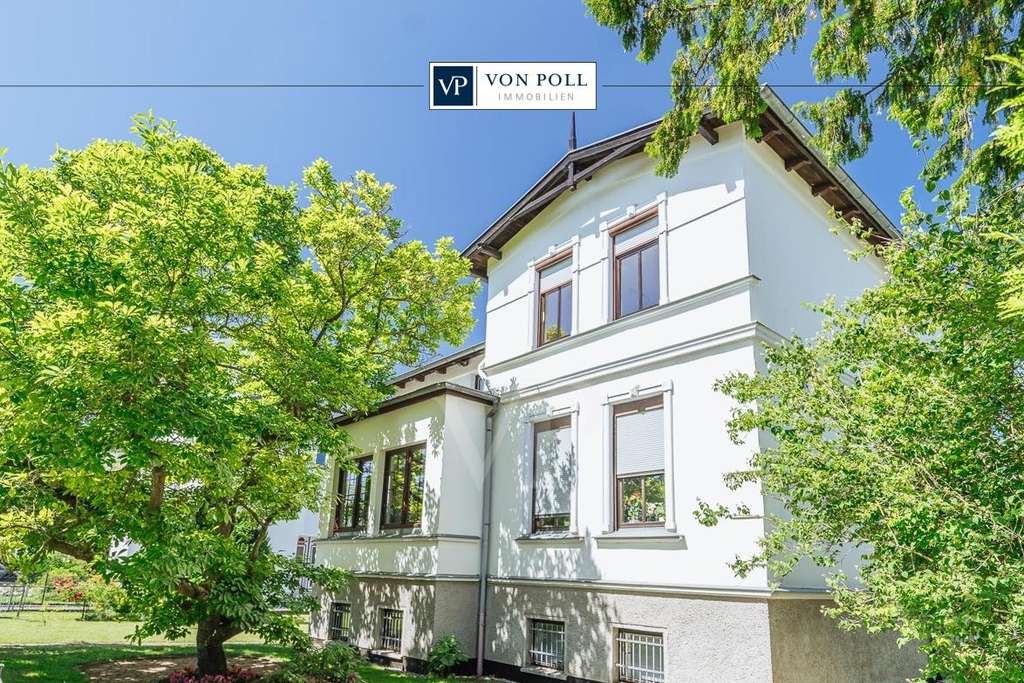 Klassische Stadtvilla I Perle auf sonnigem, parkähnlichem Grundstück in Warnownähe & maritimen Flair