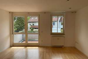 Sehr gepflegte 2 Zimmer Wohnung mit Balkon, Keller und Garage – Krautheimstraße 30, 80997 Allach, München – Vorschaubild 4