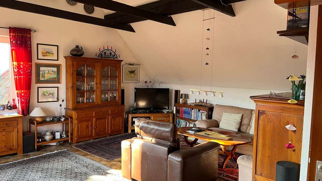 Immobilie in Odenthal - Gepflegte 2-Zimmer Dachgeschosswohnung in Odenthal - Bild 1