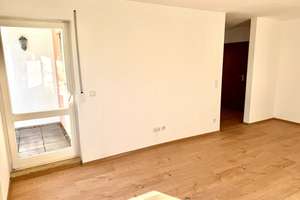 Chemnitz-Grüna: Sonnige 2-Raumwohnung mit Balkon + Tiefgaragenstellplatz in ruhiger Lage! – Die vollständige Adresse der Immobilie erhältst du vom Anbieter., 9224 Grüna, Chemnitz – Vorschaubild 4