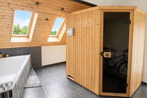 Ein besonderes Zuhause in Höhenlage – mit Panoramablick, Wellnessbereich und Gartenidylle – Die vollständige Adresse der Immobilie erhältst du vom Anbieter., 66128 Gersweiler, Saarbrücken – Vorschaubild 5