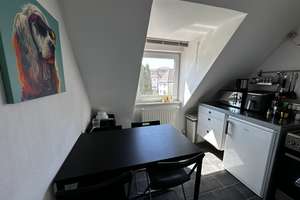 Hübsche 2-Zimmer DG-Wohnung in Ulm, Weststadt – Die vollständige Adresse der Immobilie erhältst du vom Anbieter., 89077 Weststadt, Ulm – Vorschaubild 3
