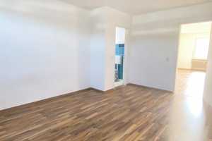 Sonnenverwöhnte 4-ZKB Wohnung mit Terrasse und Garage – Weinstraße 2, 66129 Stadtverband Saarbrücken (Kreis) – Vorschaubild 5