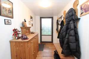 Charmantes und modernisiertes Reetdachhaus/EFH mit PV-Anlage und Garage in Ortsrandlage – Nordfriesland (Kreis) – Vorschaubild 39
