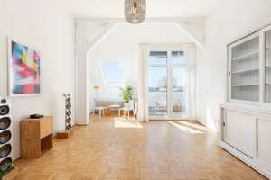 Charmante Dachgeschosswohnung mit Terrasse und Abendsonne