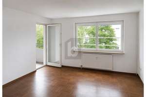 HELL & SOFORT BEZIEHBAR MIT SÜDBALKON – Die vollständige Adresse der Immobilie erhältst du vom Anbieter., 72766 Sondelfingen, Reutlingen – Vorschaubild 3