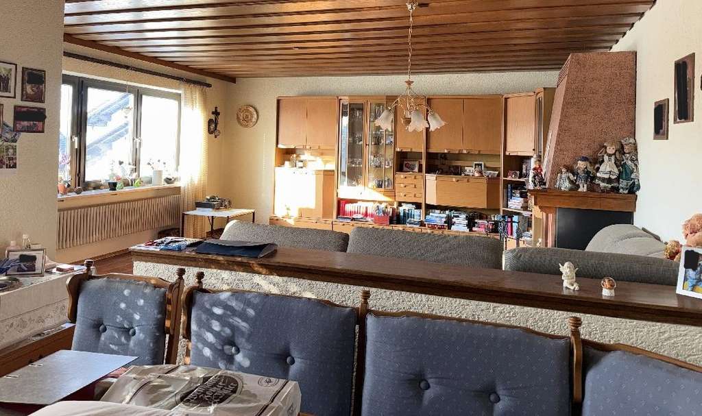 Immobilie in Eggenfelden - Zuhause mit Herz: Ihr neues Mehrgenerationenhaus  in Eggenfelden wartet auf Sie ! - Bild 4