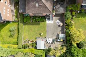 KR-Bockum! Freistehendes 2-Familienhaus in gefragter Wohnlage/Stadtwaldnähe! – Die vollständige Adresse der Immobilie erhältst du vom Anbieter., 47800 Bockum, Krefeld – Vorschaubild 3