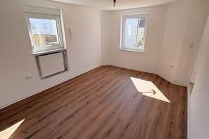 Frisch sanierte 1,5-Zimmer-Wohnung mit außergewöhnlich großer Terrasse - Stuttgart-Süd – Hohentwielstraße 158a, 70199 Südheim, Stuttgart – Vorschaubild 6