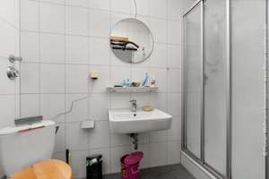 Property thumbnail 11