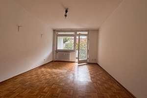 Eislebener Str:  LEERE 4-Zi-Whg, 92 m² - 2 Bäder - VHS 5.OG + SÜD-Loggia ab 01.01.2027 - IST Zustand – Die vollständige Adresse der Immobilie erhältst du vom Anbieter., 10789 Charlottenburg, Berlin – Vorschaubild 5